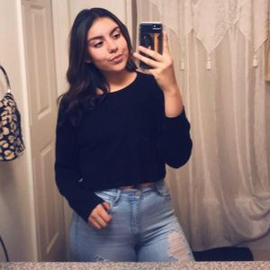 Meet your Posher, Stephanie